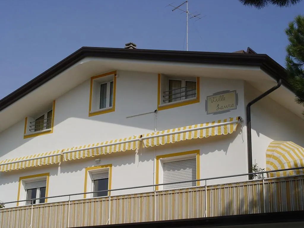 Villa Laura Family Apartments Lido di Jesolo 0*,  Italië
